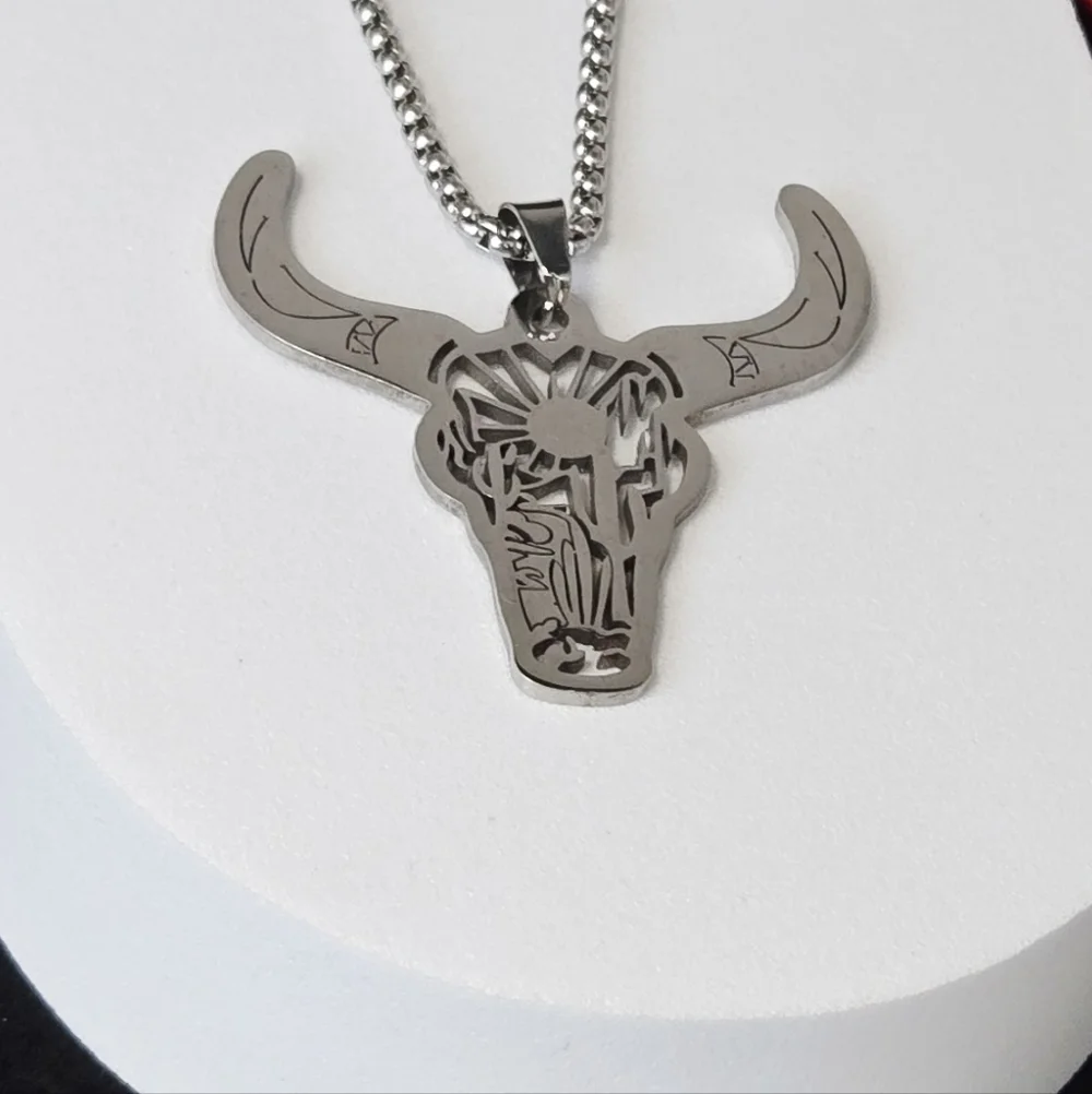 Silver Bull Skull Necklace Laser Cut Steer Head Pendant 24